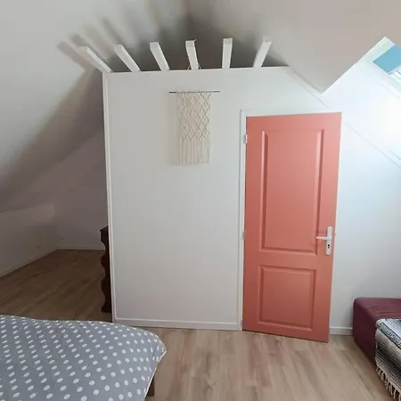 La Petite Maison Planchez Exterior photo
