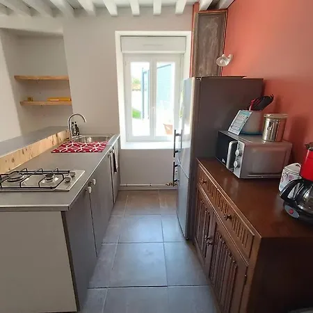 La Petite Maison Planchez Exterior photo